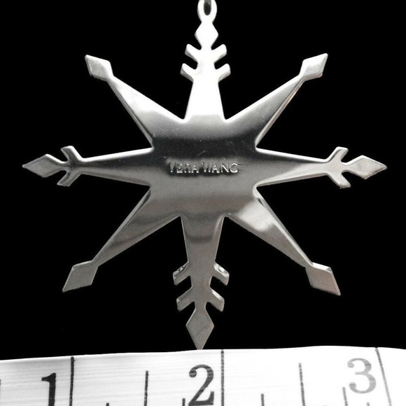 VERA WANG Silver Snowflake 8 Point Ornament 3" HTF - Picture 3 of 7